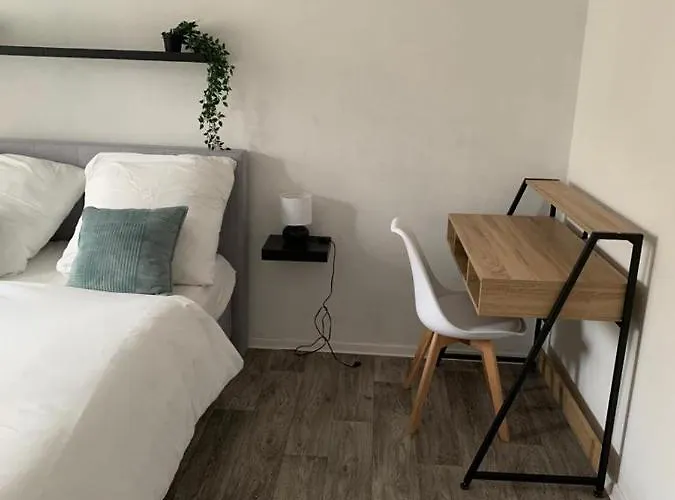 Komfortables Mit Wlan/hbf Apartamento Germersheim